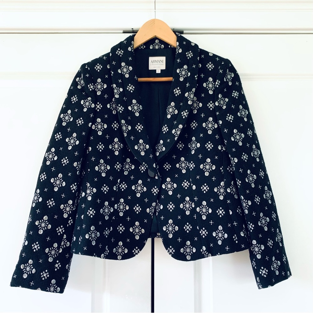 Armani Collezioni Blazer Jacket Black & Silver Printed 1 btn Wool Cropped Size 4